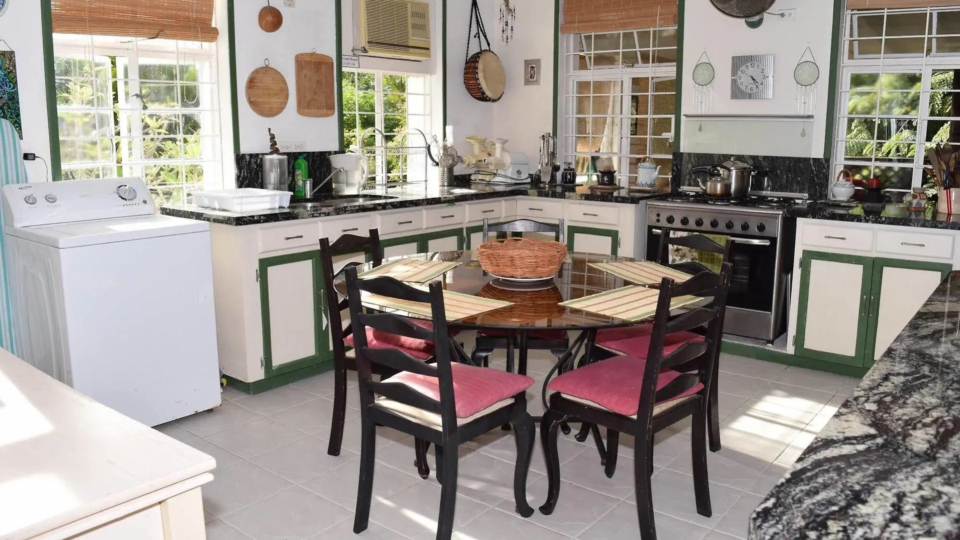 Barbados Chi Centre Apartment Bridgetown